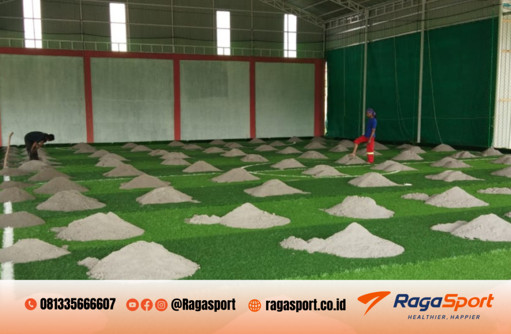 tips merawat rumput sintetis