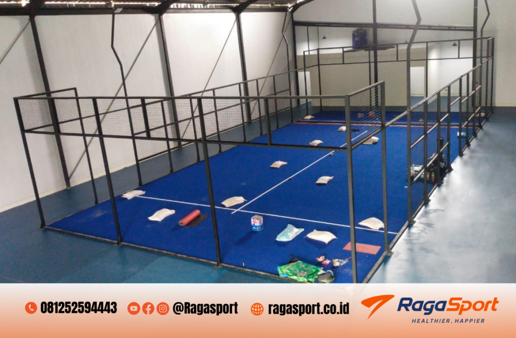 material utama lapangan padel