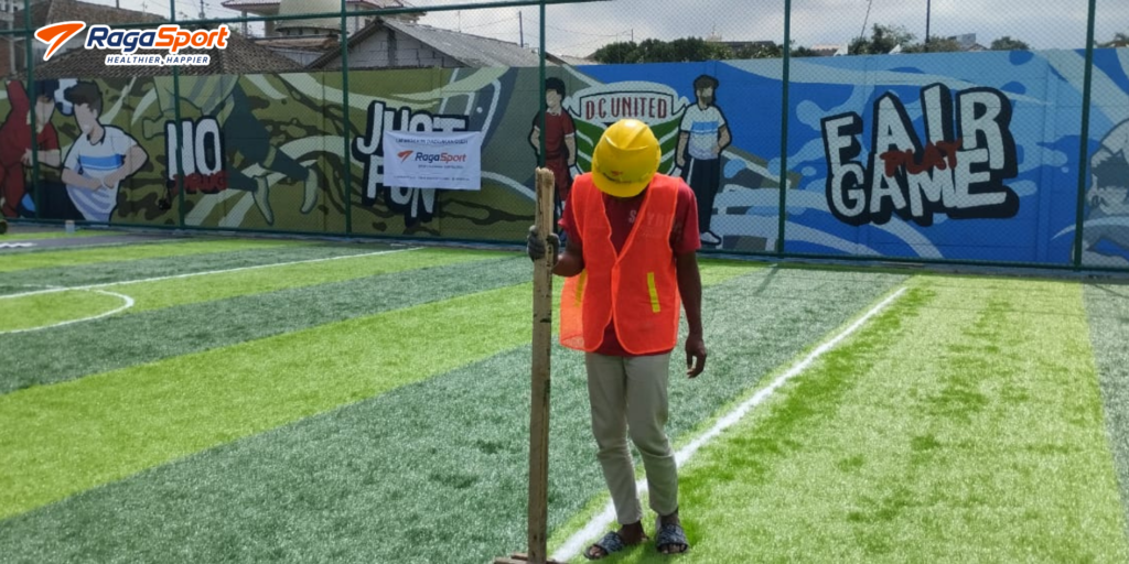 Mengapa Harus Hire Jasa Pembuatan Lapangan Mini Soccer untuk Mengamankan Investasi Anda